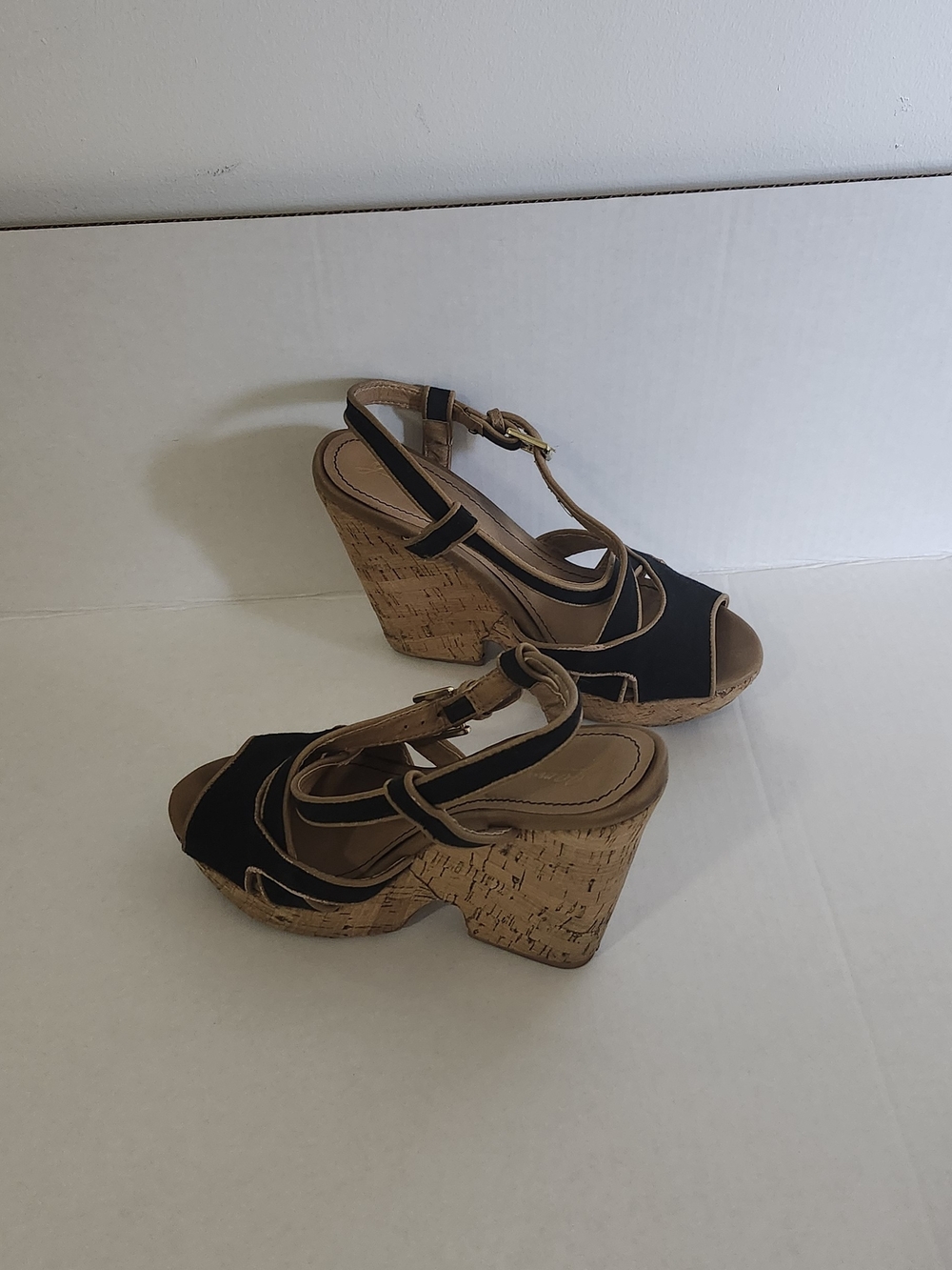 Gomax Black and Tan Cork Wedge Sandals